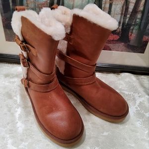 UGG Chestnut Becket Waterproof Leather Shearling Buckle Boots Size 8